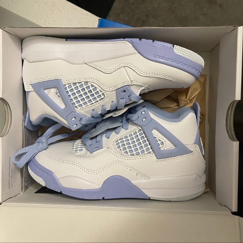 Jordan 4 Retro PS White and Blue Sneakers
